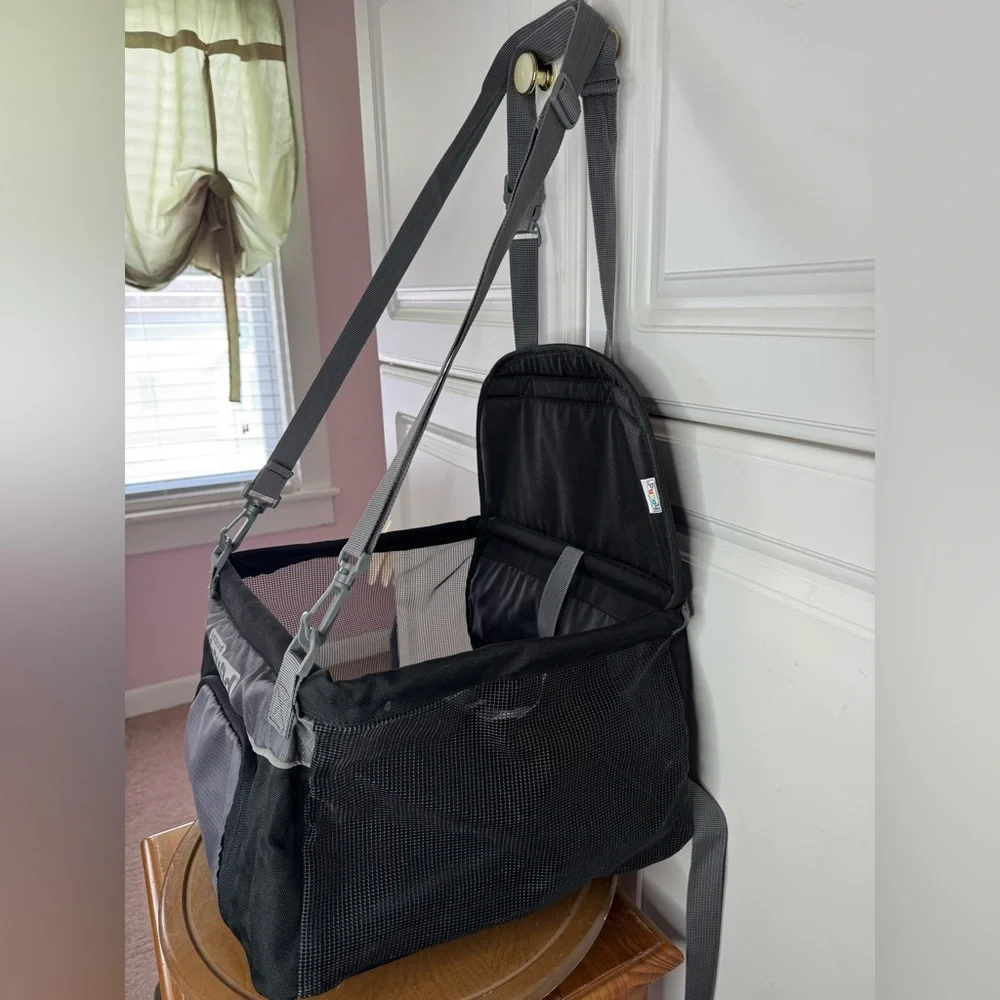 Outward Hound Booster Car Seat